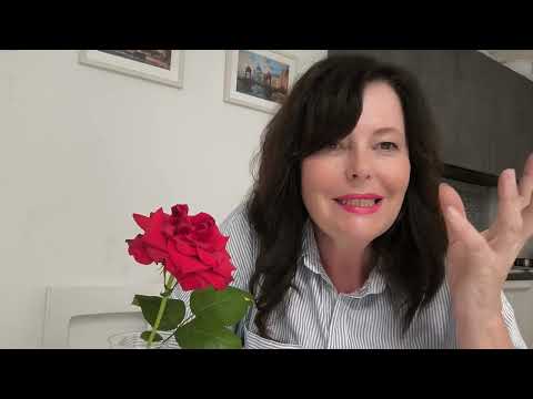 Видео: ЗАХОДЯТ" ГОСТИ ИЗ БУДУЩЕГО" И МЕНЯЮТ РЕАЛЬНОСТЬ.ФИЛЬМ" ДОВОД"