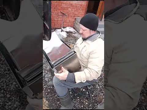 Видео: Первый дымок. Печь Интент Фишер.