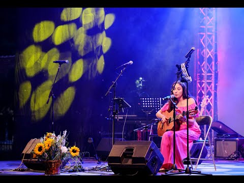 Видео: Ralitsa Haidarska | Ралица Хайдърска - "Bohemian Rhapsody" - Queen | Pleven Guitar Festival 2022 г.