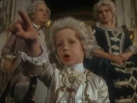 Видео: Маленький Моцарт. При императорском дворе (отрывок из фильма Amadeus 1984 г)