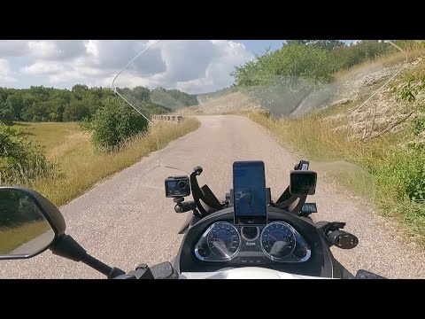 Видео: Мотопутешествие на МАКСИСКУТЕРЕ!!! часть 2.