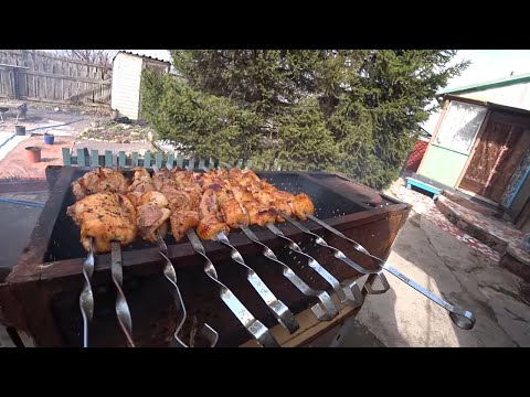 Видео: ДАЧНЫЙ ВЛОГ/МАРИНУЮ ШАШЛЫК/ДРУЖНО С ДЕТЬМИ ЕДЕМ НА ДАЧУ/ ОТКРЫВАЕМ ДАЧНЫЙ СЕЗОН 2025/ТОПИМ САМОВАР