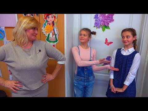 Видео: НОВАЯ УЧЕНИЦА??