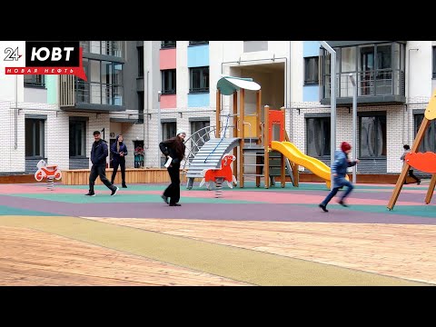 Видео: Альметьевцы получили ключи от новых квартир на улице Автомобилистов