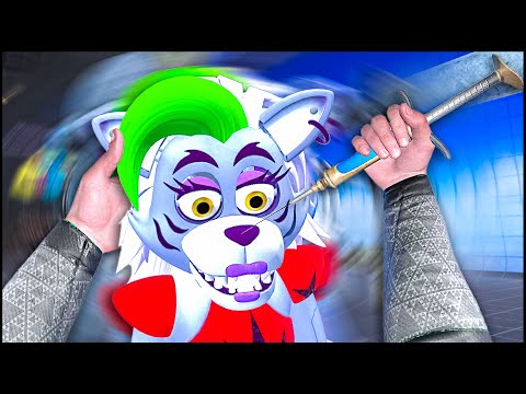 Видео: НЕЗАКОННЫЕ Эксперименты над Рокси из ФНАФ в VR!