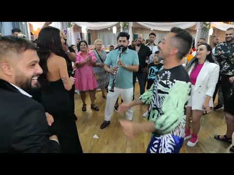 Видео: VIP Сватбата на фамилия DAVINCI - Поздрав за CECO ANDREEV и Катина Диамандиева RIKO BAND & BURETO