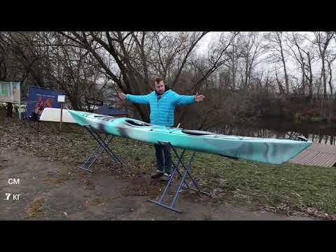 Видео: Небольшой обзор морского каяка Wilderness Tempest 170 в новом цвете