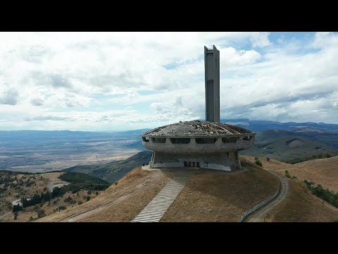 Видео: Коммунистический дом-памятник "Бузлуджа" восстановят