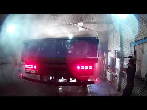 Видео: манипулятор маз Заехал в мойку для легковых