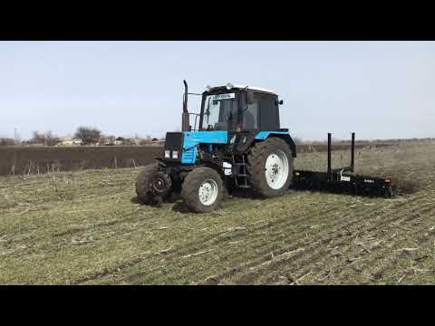 Видео: Ротаційна борона yetter запуск.