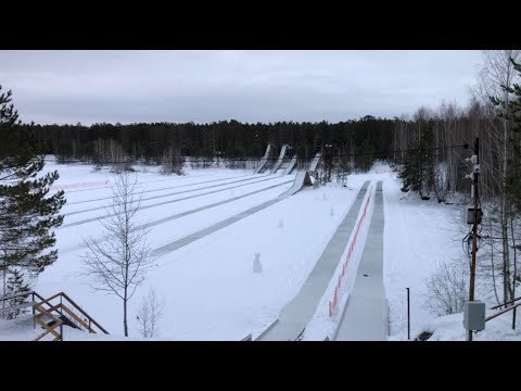 Видео: Ледяные горки в Боровом, Тюмень