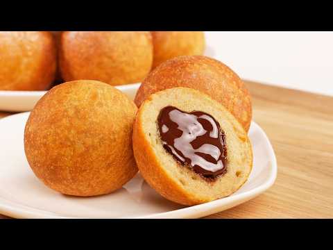 Видео: 😃Готово за 1 Минуту! Хрустящие Пончики с Шоколадной Начинкой! Легко и Быстро!