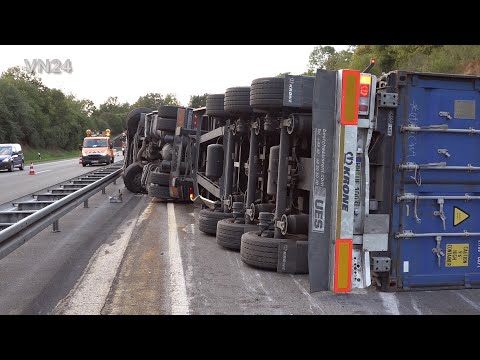 Видео: VN24 - 31.08.2020 - Грузовик перевернулся на A46 возле Арнсберга - используется 160-тонный кран