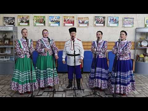 Видео: Народный вокально-хореографический ансамбль «Казачий Спас» - «Лодочка (На чувашевом мысу)»