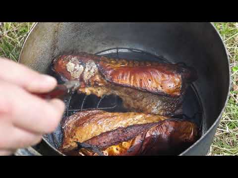 Видео: Пушена Риба Скумрия!-Balık Tütsüleme nasıl yapılır(uskumru)-Wild cooking