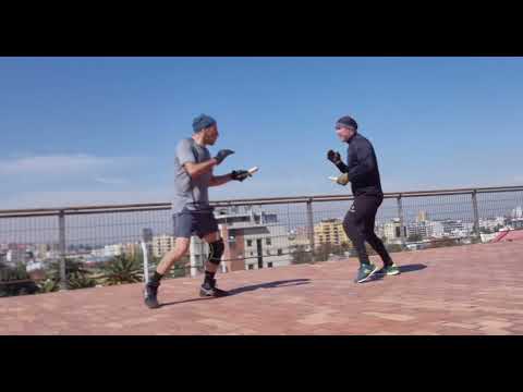 Видео: Ножевой бой