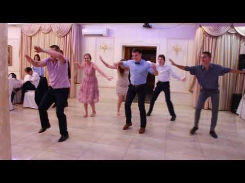 Видео: Батл Родителей и Детей на выпускном 28.06.17