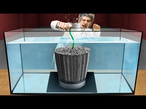 Видео: ПОДЖИГАЕМ 1000 БЕНГАЛЬСКИХ ОГНЕЙ ПОД ВОДОЙ!