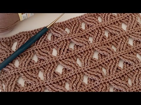 Видео: УДИВИТЕЛЬНАЯ ❗ Схема вязания красивого сезонного свитера кардиган шарф спицами 💯 Вязание крючком