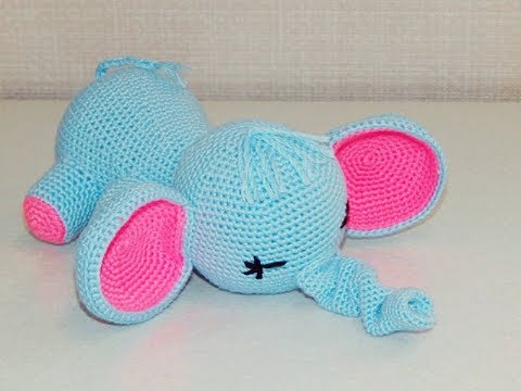 Видео: Игрушка амигуруми. Слоник-сплюшка. Мастер-класс крючком (crochet elephant)