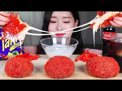 Видео: ASMR * Приготовление пряных гигантских сырных шариков ★ Чрезвычайно сырные и пряные шарики 🔥 MUKBANG