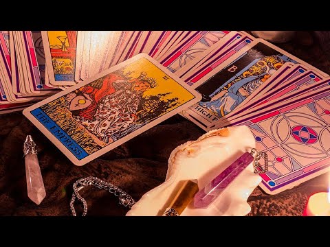 Видео: Каква енергия ⚡ 😍ви изпраща днес намисленият човек? + 🎴 послание за деня! ❤️ (Timeless)