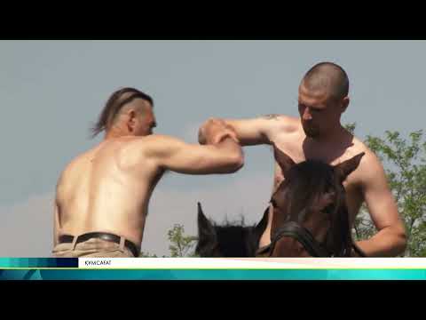 Видео: Венгрлердің қыпшақ патшасы - Ласло Кун және Иштван Мандоки. Құмсағат (HD)