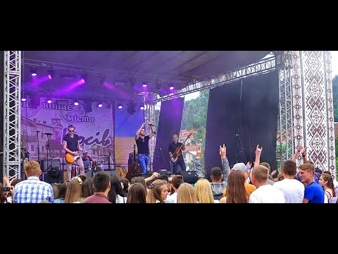 Видео: Дикі Серцем - відмінний виступ до Дня міста Косова. 2017