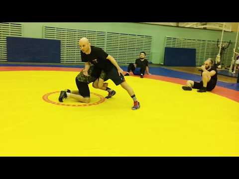 Видео: Защиты и контратаки на проход в одну ногу. Шамиль Османов