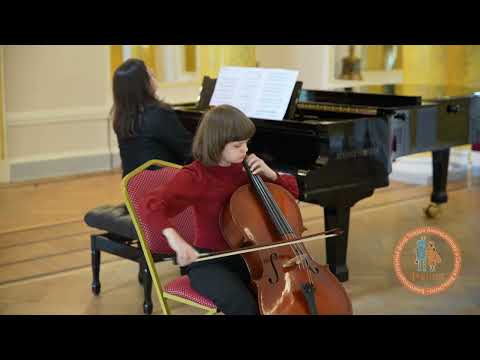 Видео: Ноктюрн. Юрий Забутов. Исполняет Алина Мацута. Nocturne. (Yuri Zabutov. Played by Alina Matsuta)