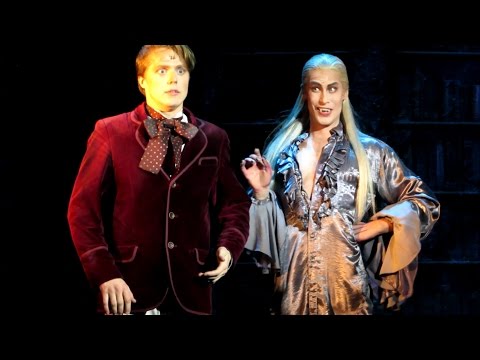 Видео: Антон Авдеев, Игорь Кроль - "Как нежная скрипка" - Мюзикл "Бал вампиров"