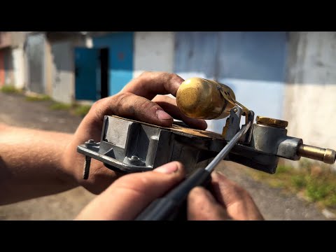 Видео: Регулировка поплавка на карбюраторе Озон