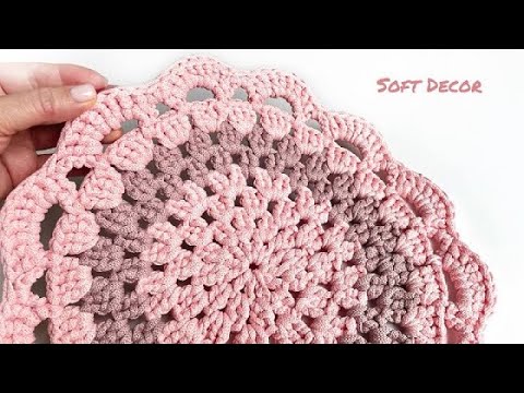 Видео: 🤩😻Самый легкий вариант ажурной салфетки или коврика крючком | Soft Decor - Татьяна Чакур