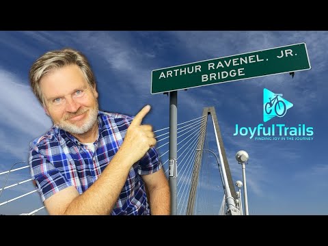 Видео: Велопрогулка по знаковой достопримечательности Чарльстона