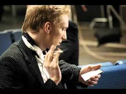 Видео: Нас называют близнецы(Братья Грим)