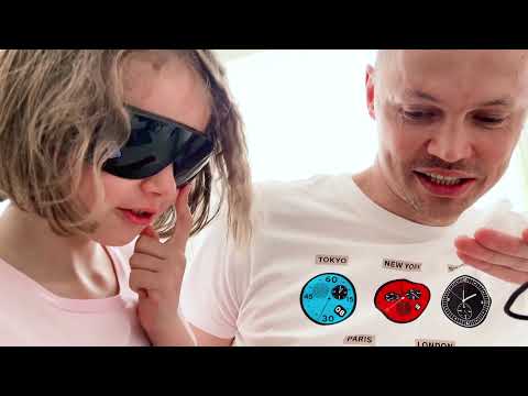 Видео: Лазерная машинка для рисования на  канцелярии