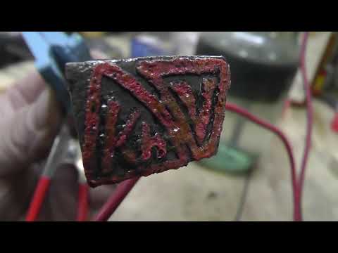 Видео: Изготовление клейма путем травления  металла, а также нанесение текста на металл.