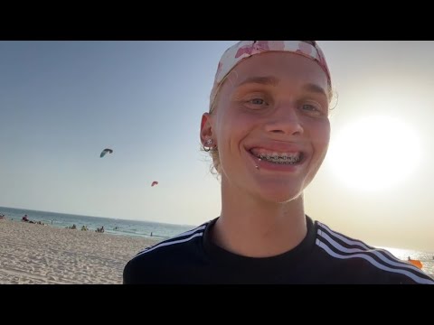 Видео: Даня Милохин / Danya Milokhin - irl стрим "Дубай", 09.05.2024 г.