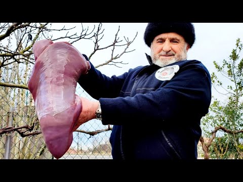 Видео: вкусно 🚨 рецепт телячьей печени и свежего хлеба ❗ Турецкая еда 🇹🇷 АСМР кухня с субтитрами