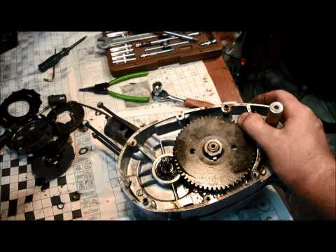 Видео: Разборка мотора Ш51К 1973 года выпуска