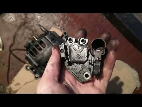 Видео: BMW e46(N42b20) симптомы неисправного регулятора напряжения. Особенно зимой.