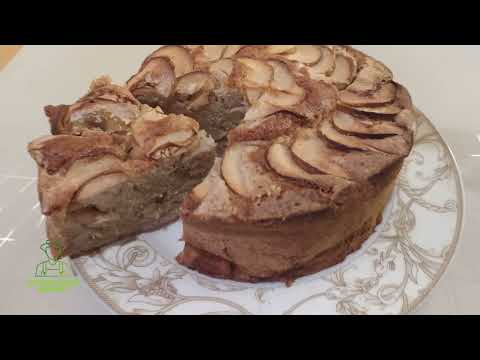 Видео: Шарлотка с яблоками🍏🍎 . Вкусный рецепт приготовления . На аромат печёных яблок сбегутся все соседи.