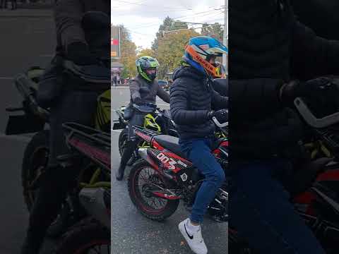 Видео: Старт колоны мотоциклов 25.10.25 часть 1