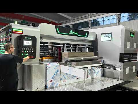 Видео: Высокоскоростная флексографская машина для печати и высечки гофрированного картона