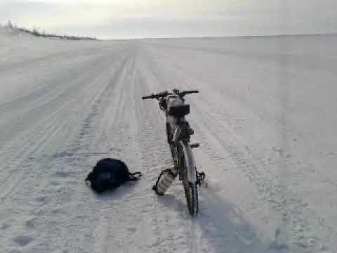Видео: Окрестности Норильска. На электровелосипеде по реке Норильская.