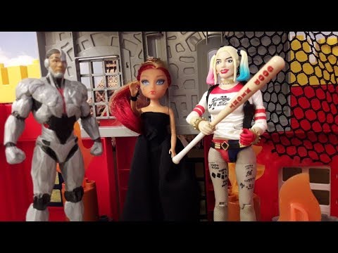 Видео: Харли Квинн и Дэдшот получают задание остановить Дракулауру