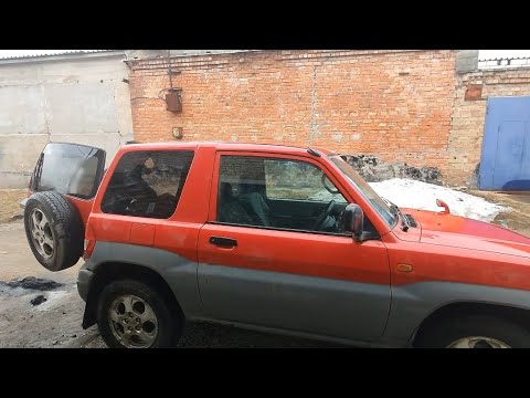 Видео: Замена порогов Митсубиси Паджеро ИО. Mitsubishi Pajero IO/Pinin