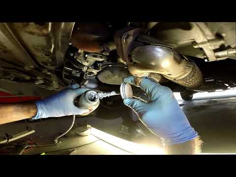 Видео: Поиск и замена датчика O2-2, ряд-2, на двигателе Murano 3,5 л 2015 года
