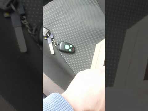 Видео: Замок зажигания Шкода Фабия 1, как разобрать
