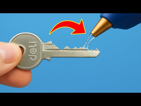 Видео: Как сделать ключ, который откроет любой замок в мире — вы не поверите